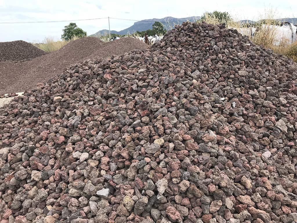 Prix de la tonne de pouzzolane emportée 15/25 et 6/15