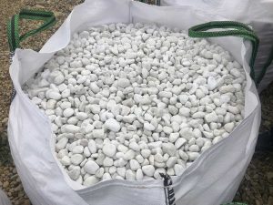 Galets de marbre blanc pur 20/40